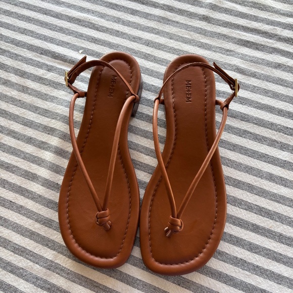ME+EM Leather Thong Sandel with Block Heel Cognac Size 39 1/2 (9) - Picture 1 of 2
